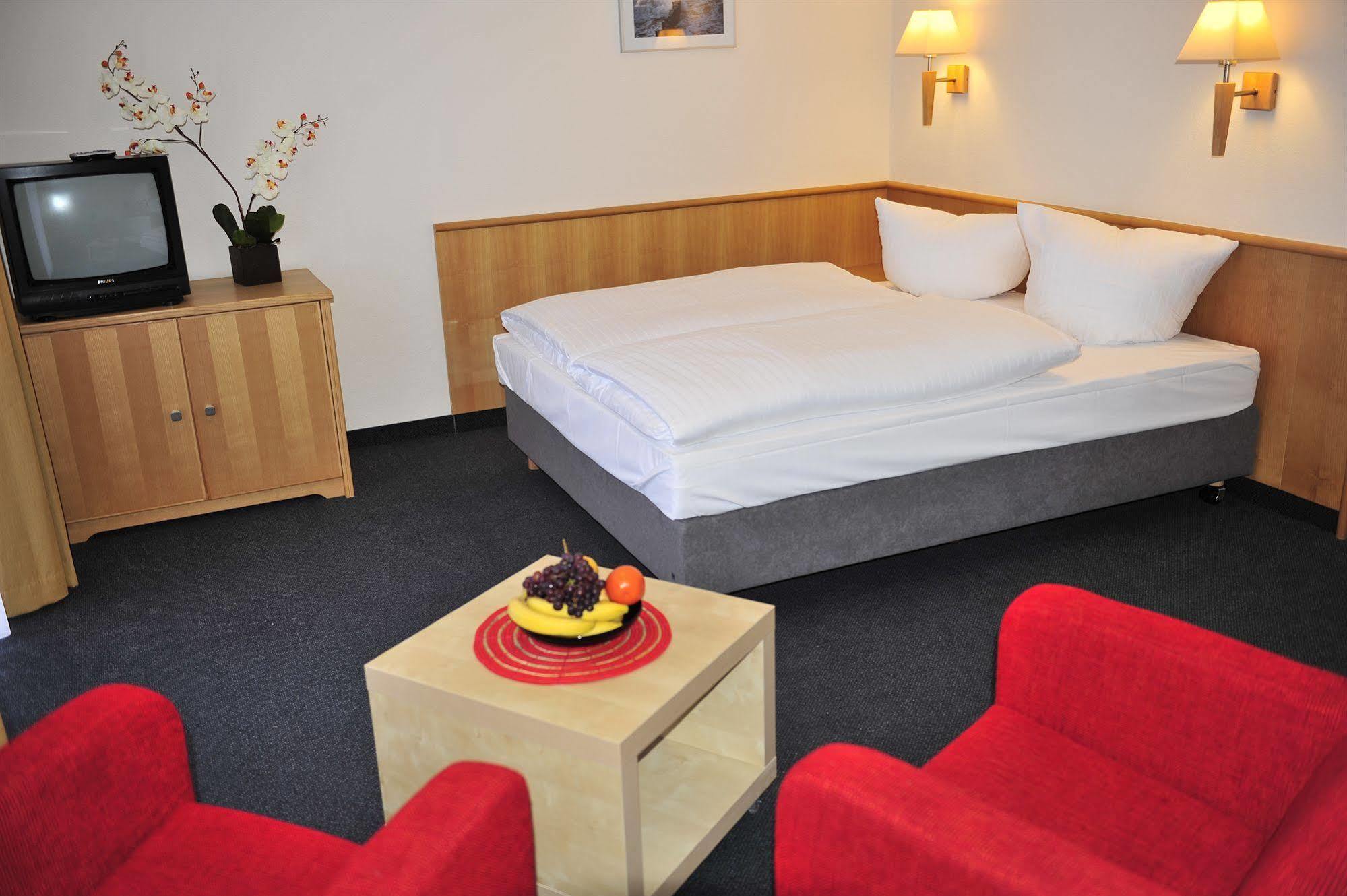Park Hotel Sellin Экстерьер фото
