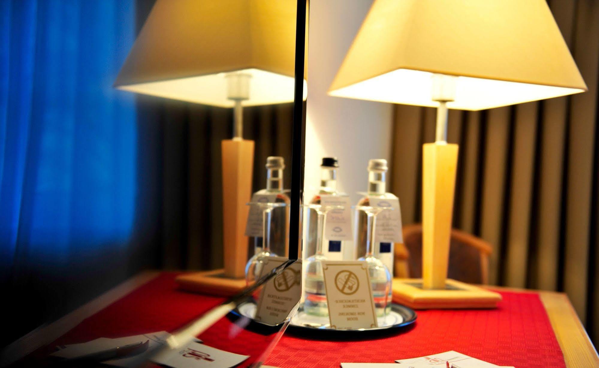Park Hotel Sellin Экстерьер фото