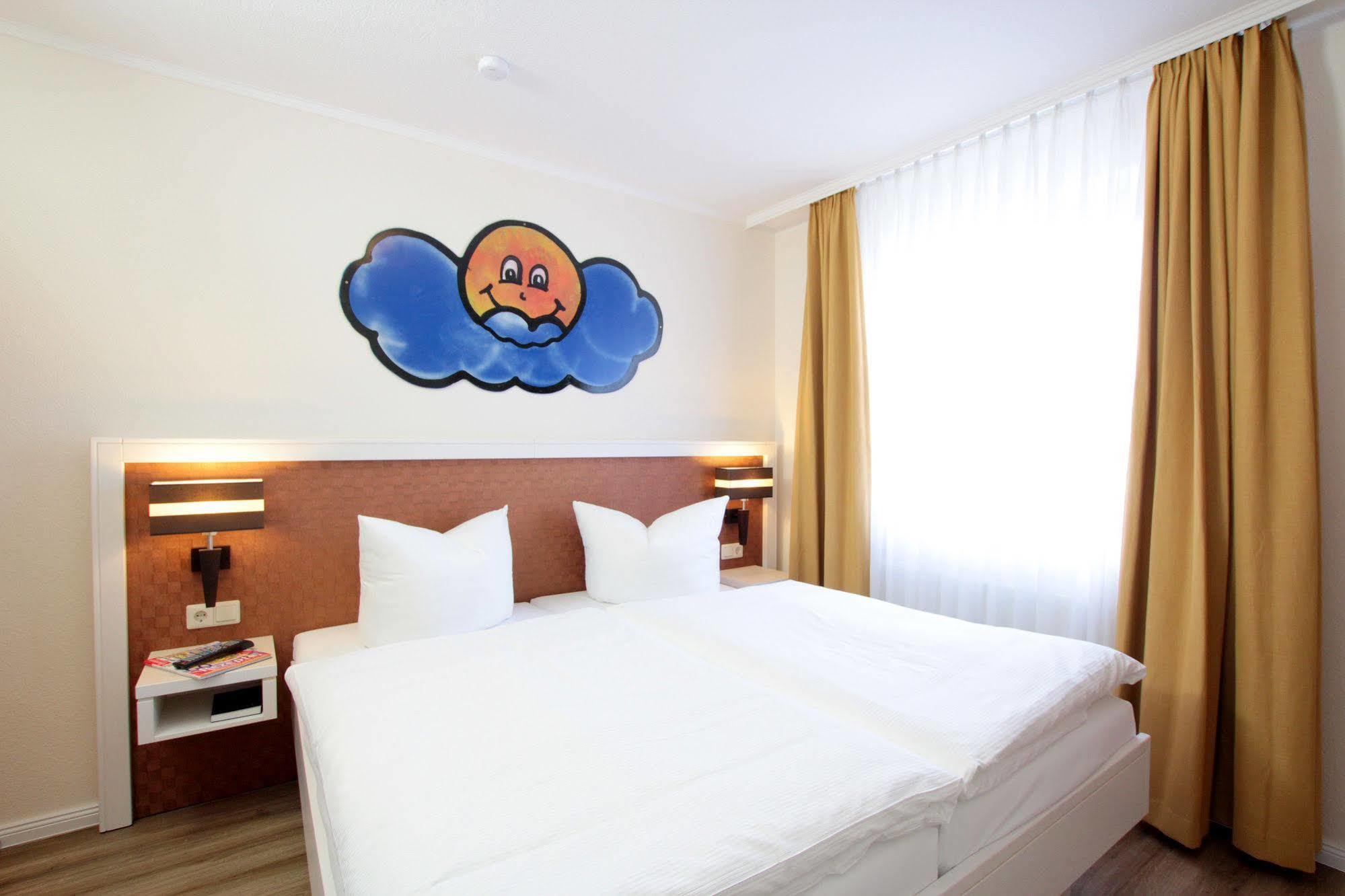 Park Hotel Sellin Экстерьер фото