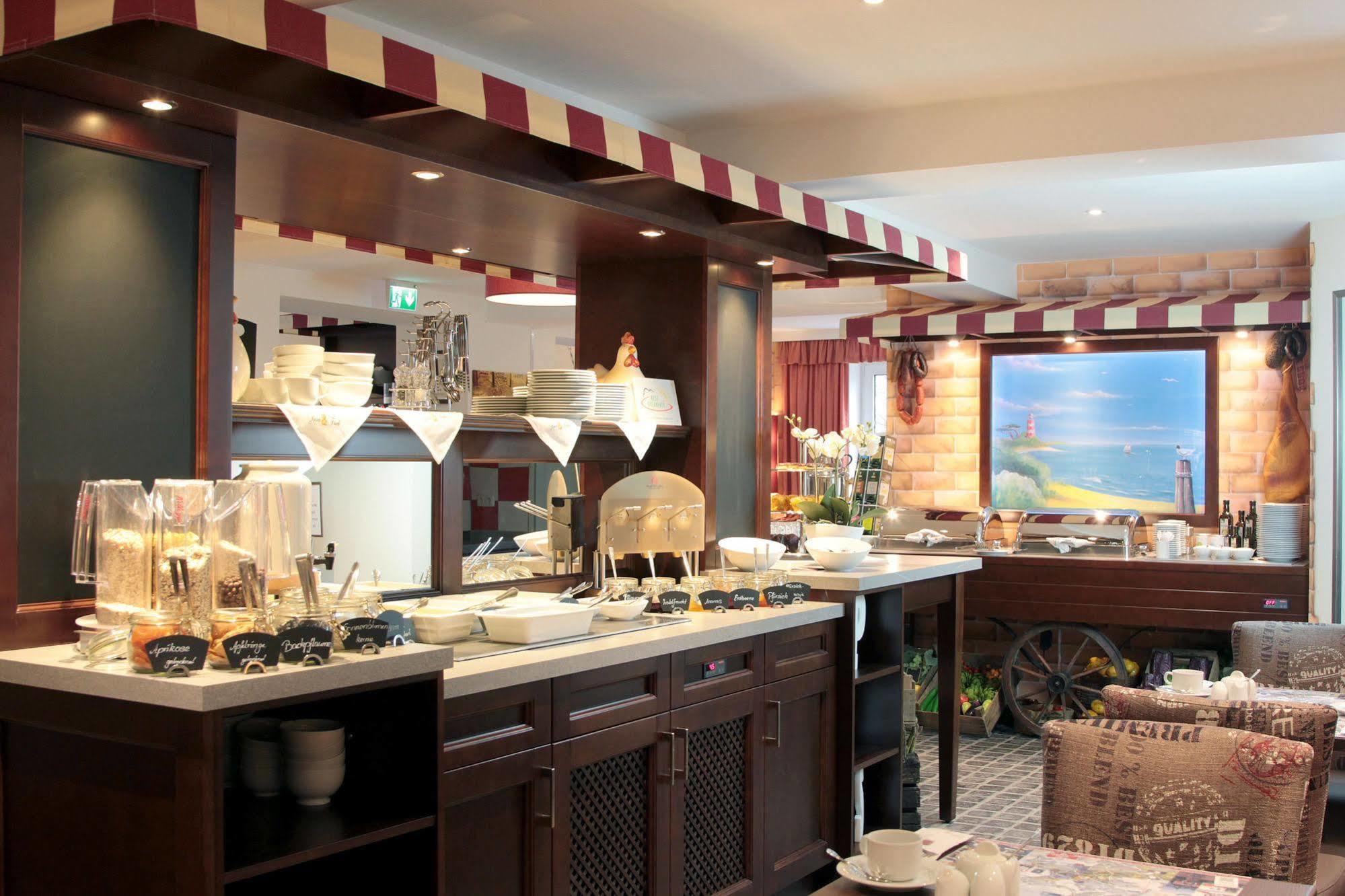 Park Hotel Sellin Экстерьер фото