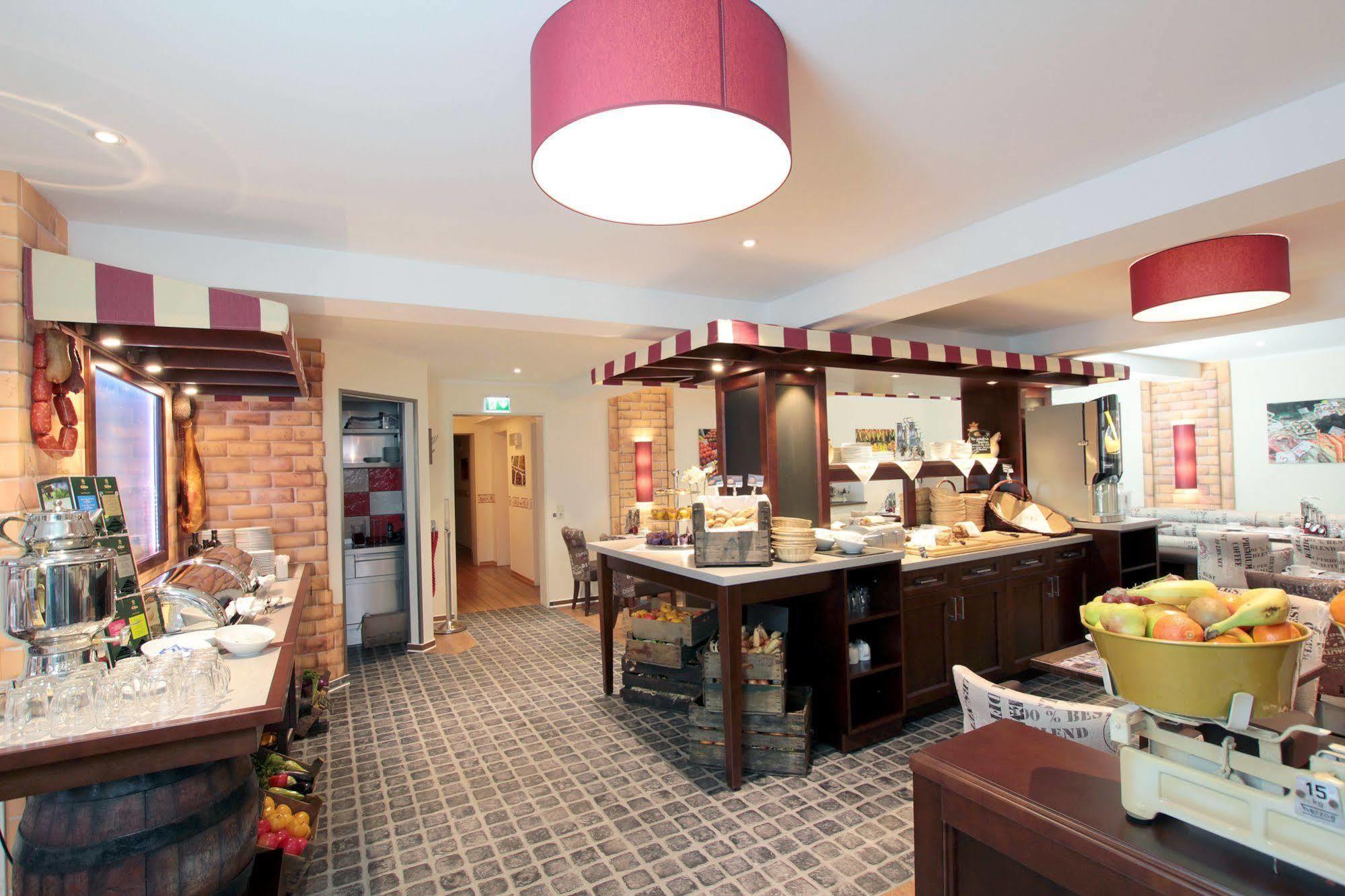 Park Hotel Sellin Экстерьер фото