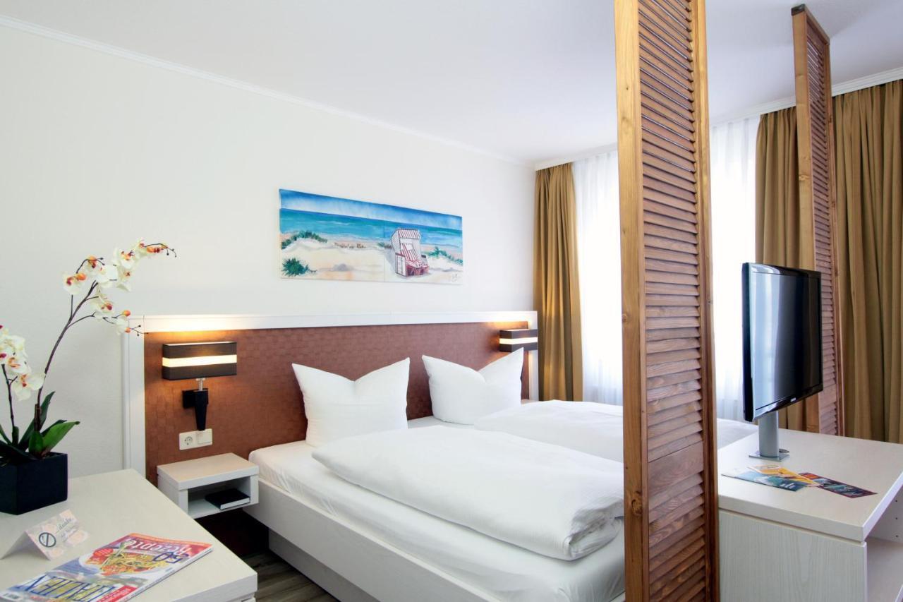 Park Hotel Sellin Экстерьер фото